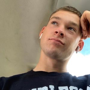 Meet your Posher, Ethan